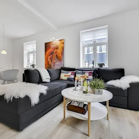 Feriehus ***** elegant feriebolig i hjertet af Kerteminde *