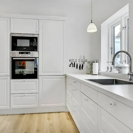***** elegant feriebolig i hjertet af Kerteminde Feriehus