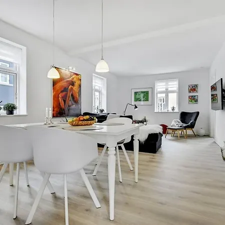 ***** elegant feriebolig i hjertet af Kerteminde Feriehus